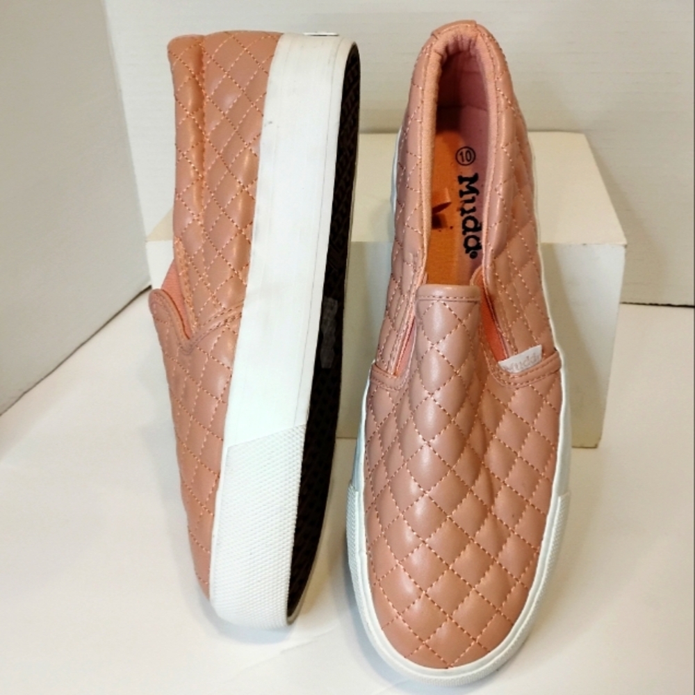 MUDD Quilted Slip ons, Casual  Sneaker Shoes Dusty Pink Faux Leather Size 10